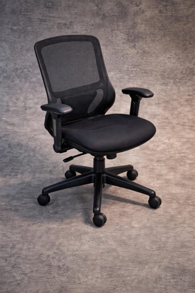 Podlahy do kanceláří – elegantní a odolné řešení pracovního prostoru